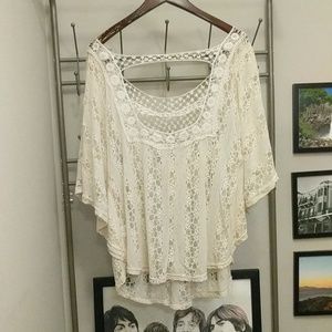 vivid importers Tops - Lace white top vivid importers Tops - Lace white top